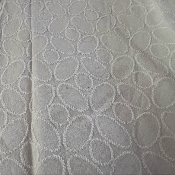 White dress - Picture 2 of 5